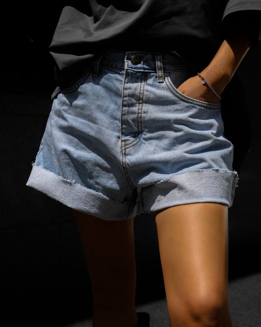 MICHELLE Oversized Denim Shorts - SUENE